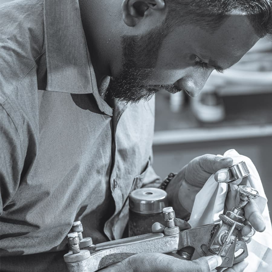 A Ceylon sapphire documented alongside its independent laboratory report